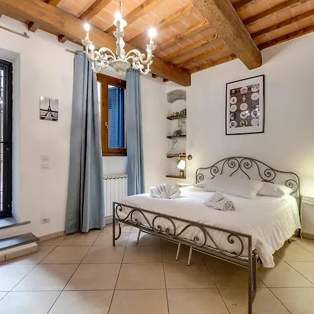 Palazzuolo Tower Apartments By Mamo Florence-2