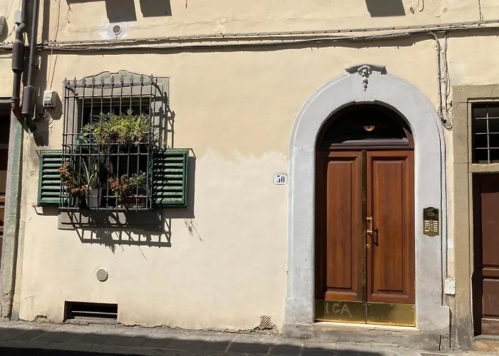 Deluxe Apartment In The Centre Of Florence